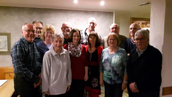 Der alte und neue SPD-Chef Thomas Pregl (5.v.links) mit Vorstand